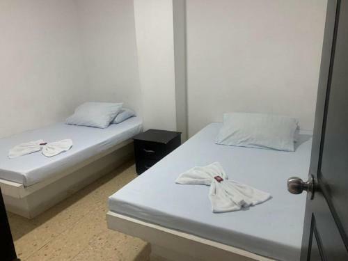 Hostal Hotel La Fresa L&g