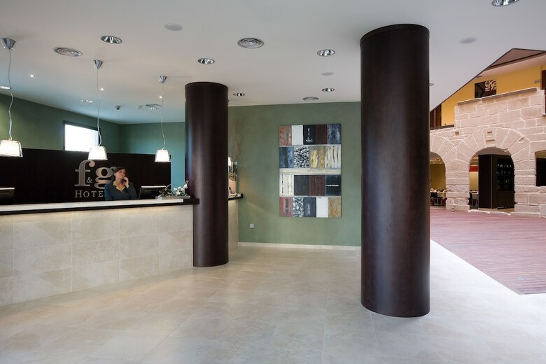 Hotel F&G Logroo