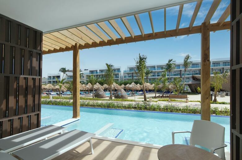 Hotel Serenade All Suites - Adults Only Resort