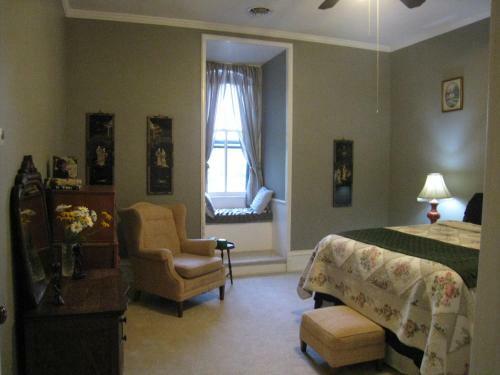 Allegheny Street Bed &amp; Breakfast