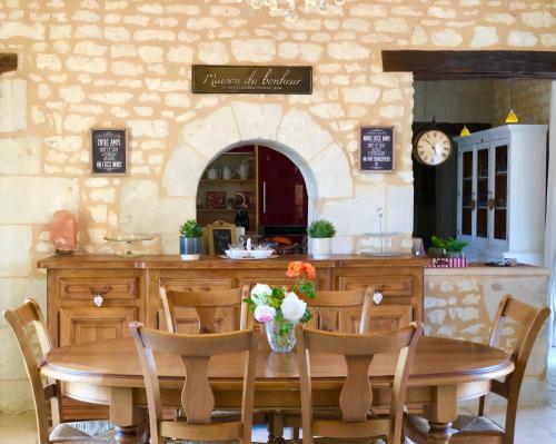 Hostal Ecole De Mathuna De Marigny Brizay