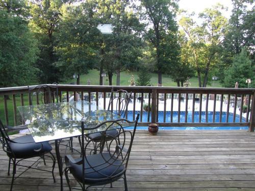 Shiloah Manor B&B And Event Center
