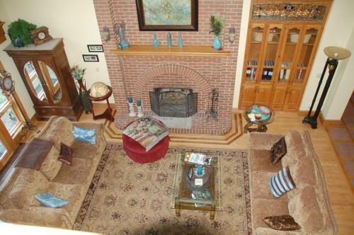 Shiloah Manor B&B And Event Center