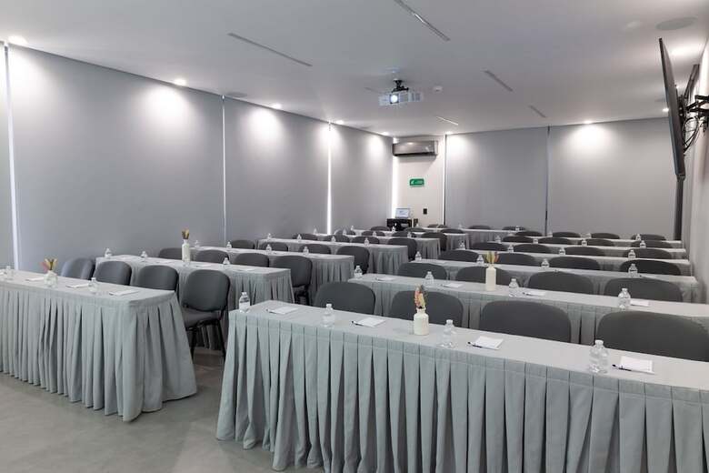 Th Hotel & Vivienda