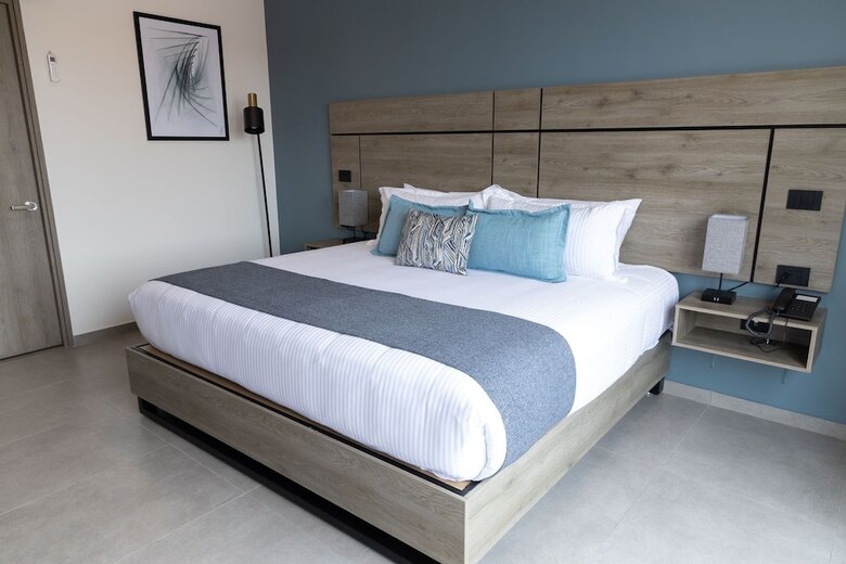Th Hotel & Vivienda