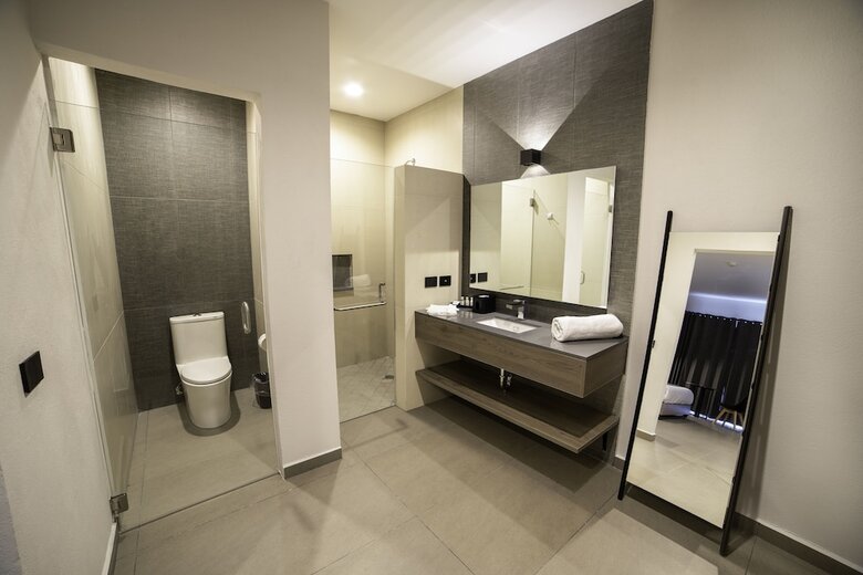 Th Hotel & Vivienda