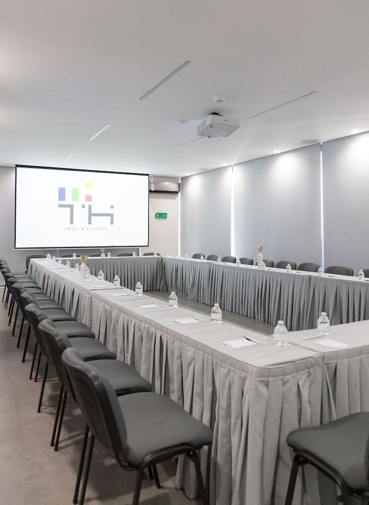 Th Hotel & Vivienda