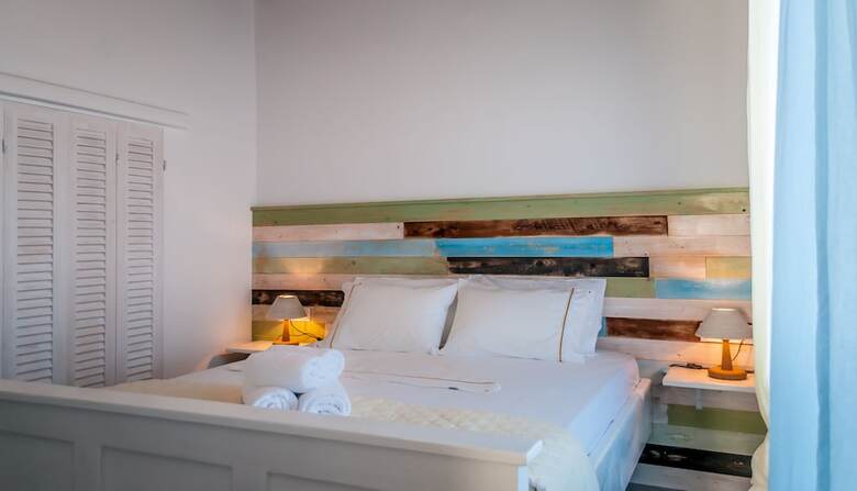 Faros Apartments