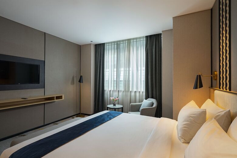 Anara Airport Hotel