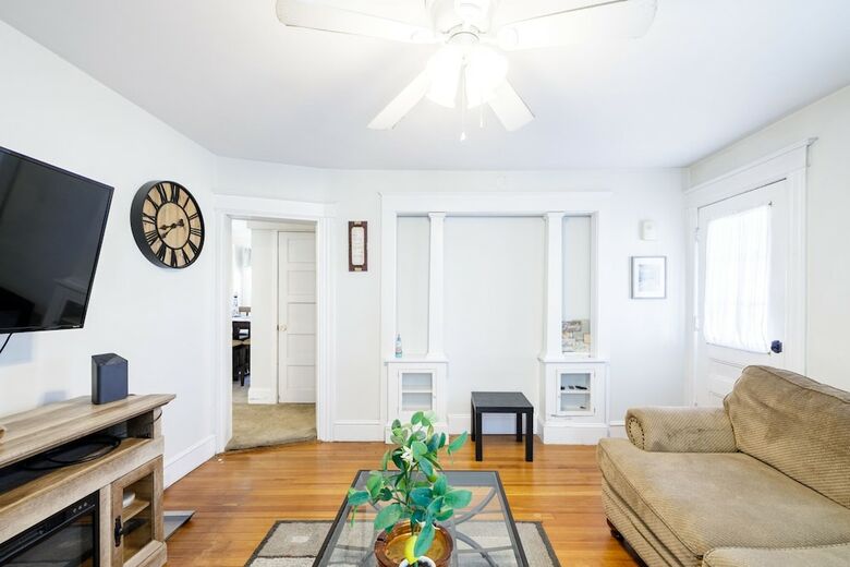 53 Geary Ave