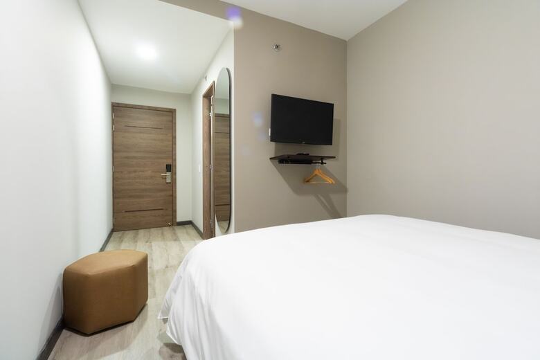 Bon 17 Hotel