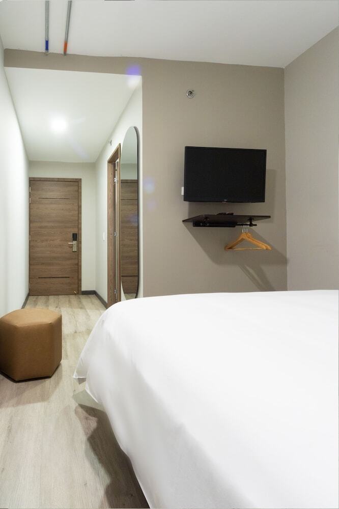 Bon 17 Hotel