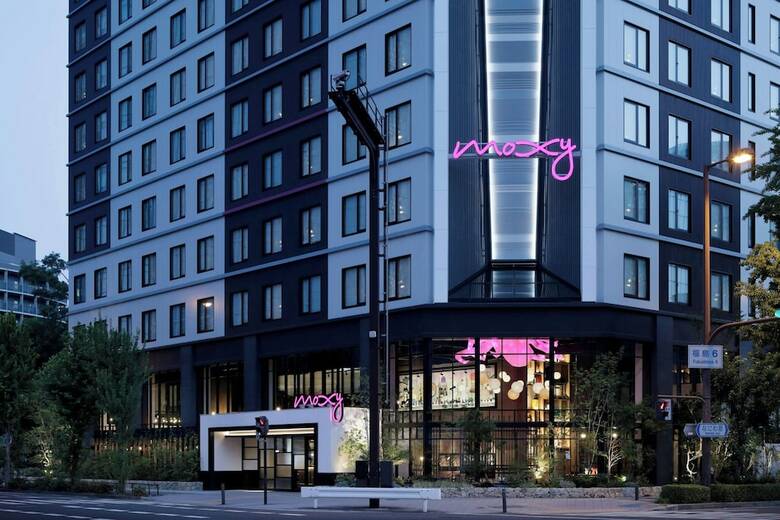 Hotel Moxy Osaka Umeda