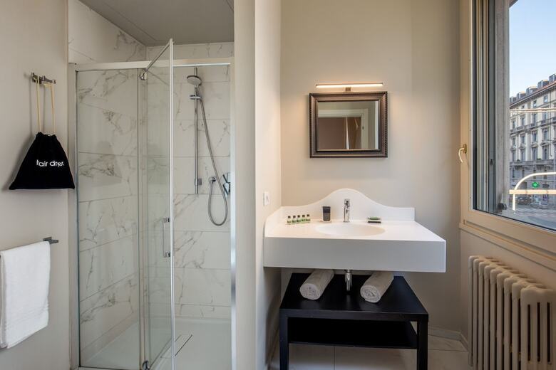 Hotel Daplace - Corso Monforte Suites