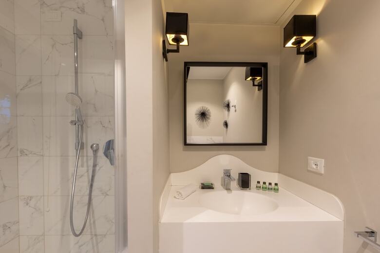 Hotel Daplace - Corso Monforte Suites