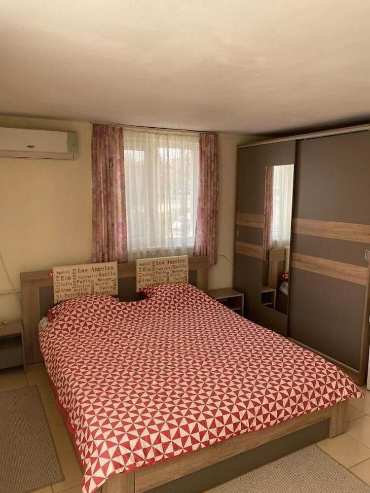 Aparthotel Galya Guest House