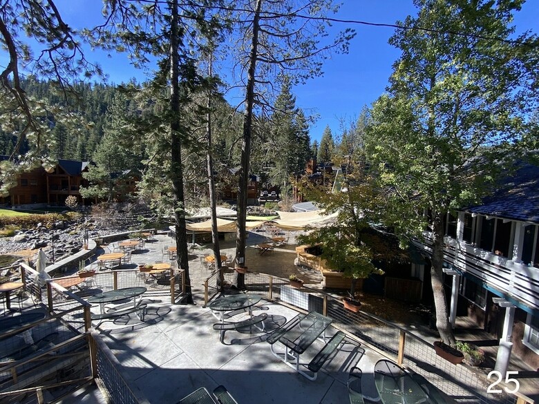 Hotel River Ranch Lodge & Restaurant