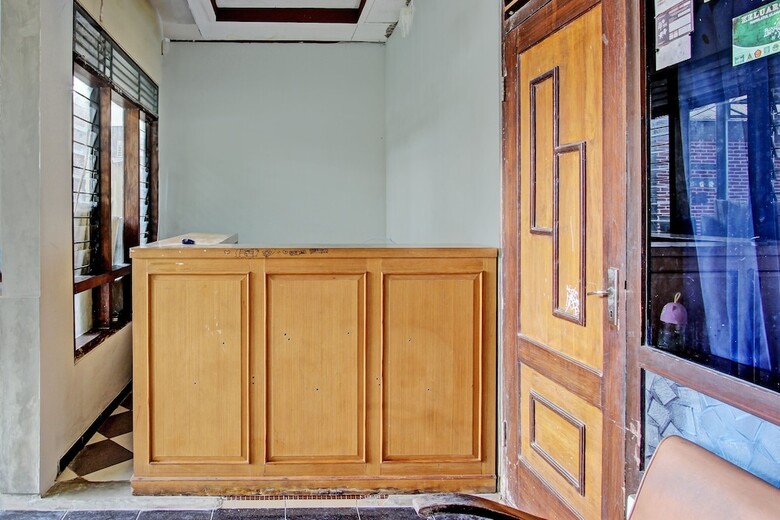 Oyo 93660 New Family Hotel Syariah