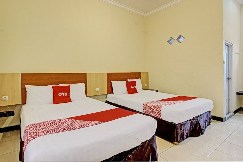 Oyo 93660 New Family Hotel Syariah