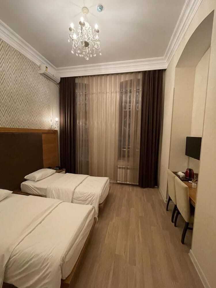 Solo Hotel