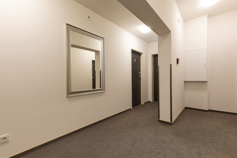 Apricot Hotel