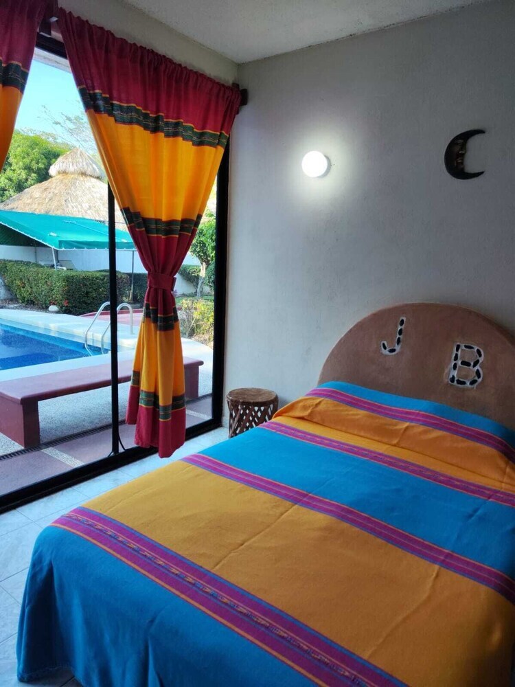 Hotel J.b.