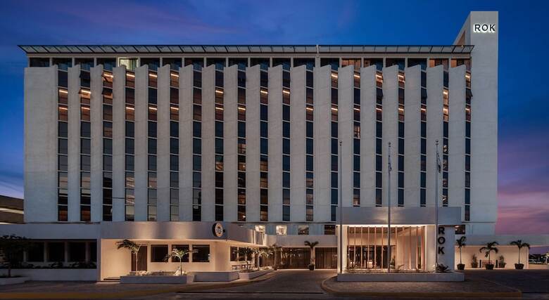 Rok Hotel Kingston, Tapestry Collection By Hilton
