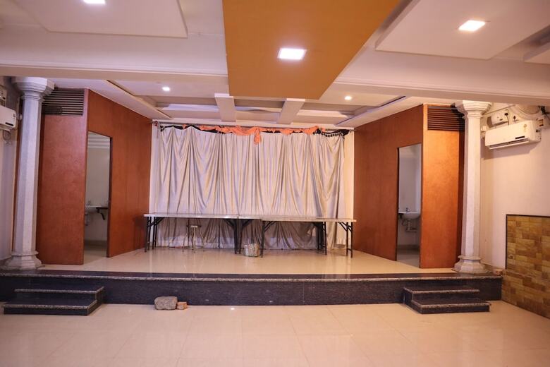 Hotel Smilestay Bns Lodge