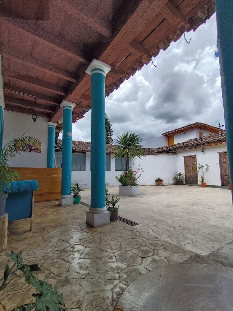 Hotel Y�