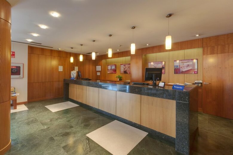 Hotel V�rtice Indalo Almer�a