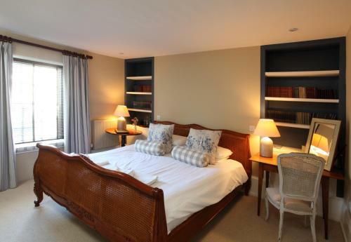 The Crown Hotel