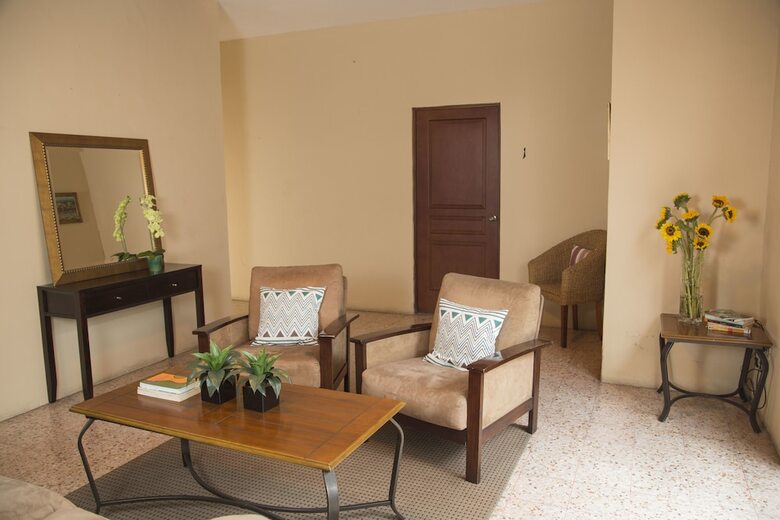 Bed & Breakfast Hotel Casa Nola