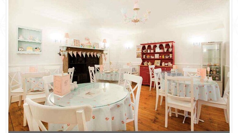 Number 61 Guest House And Tea Room