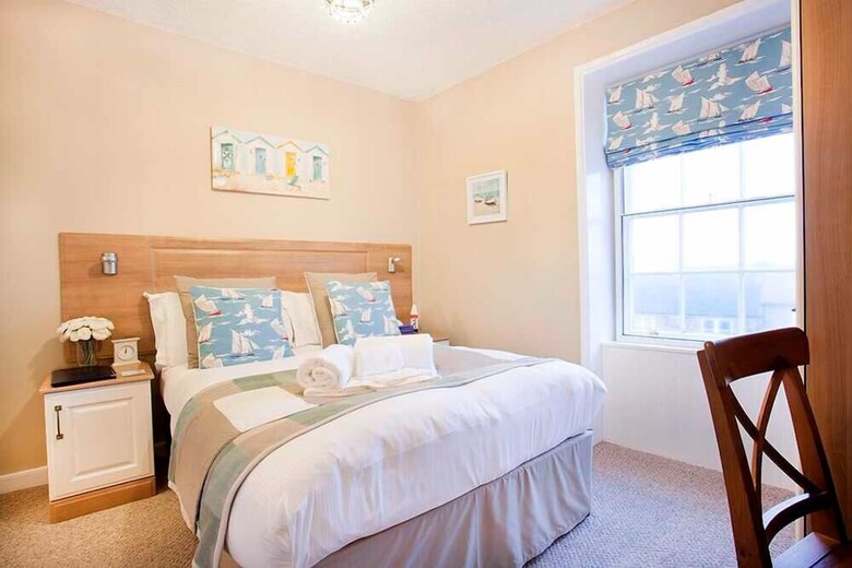 Number 61 Guest House And Tea Room
