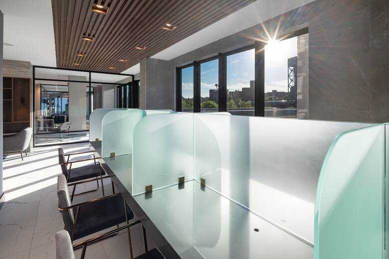 Aparthotel Global Luxury Suites At The Arches