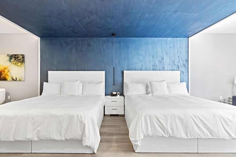 Aparthotel Global Luxury Suites At The Arches