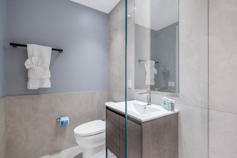 Aparthotel Global Luxury Suites At The Arches