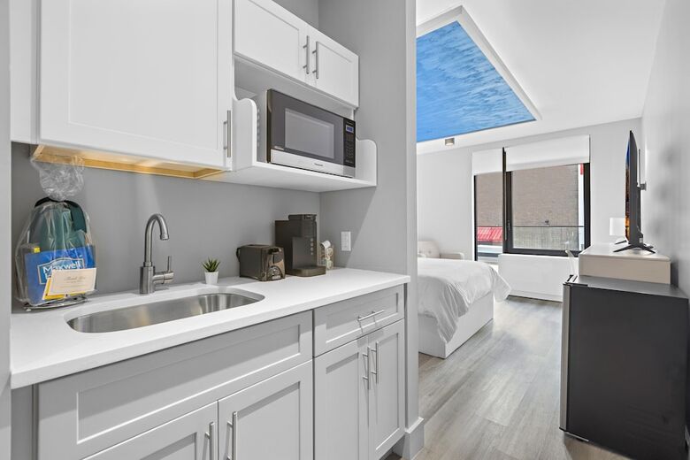 Aparthotel Global Luxury Suites At The Arches