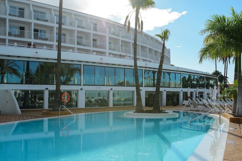 Apartamentos Sunprime Atlantic View Suite & Spa