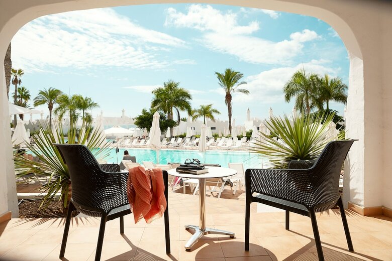 Apartamentos Sunprime Atlantic View Suite & Spa