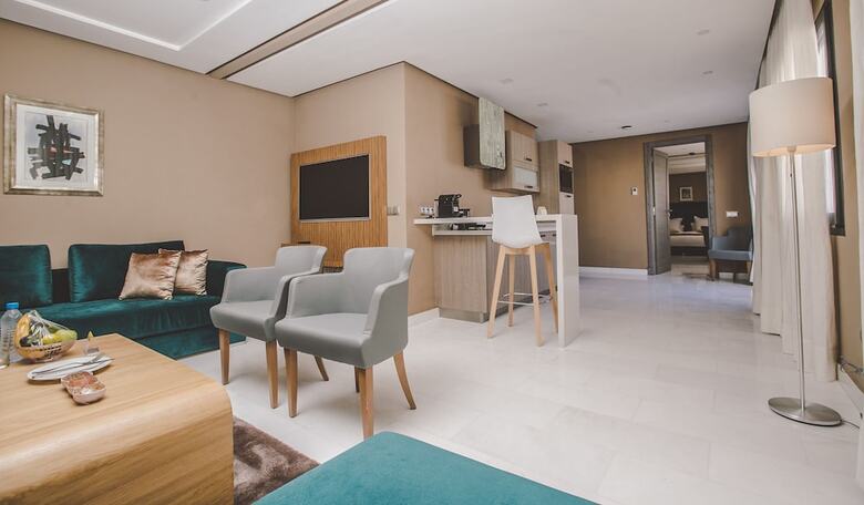 Downtown Hotel Ma�rif Casablanca By Tsa
