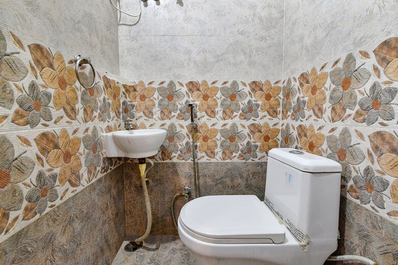 Hotel Fabexpress Raj Palace