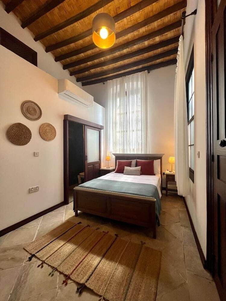 Flor Guest House
