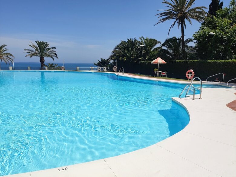 Aparthotel Apartamentos Calma Rentals