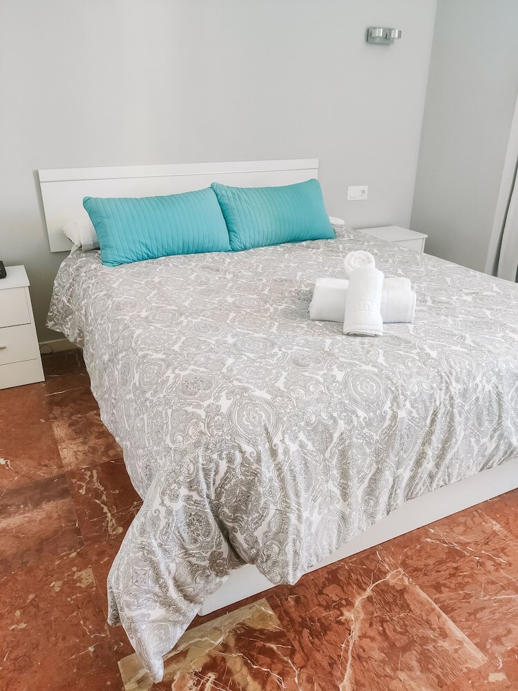 Aparthotel Apartamentos Calma Rentals