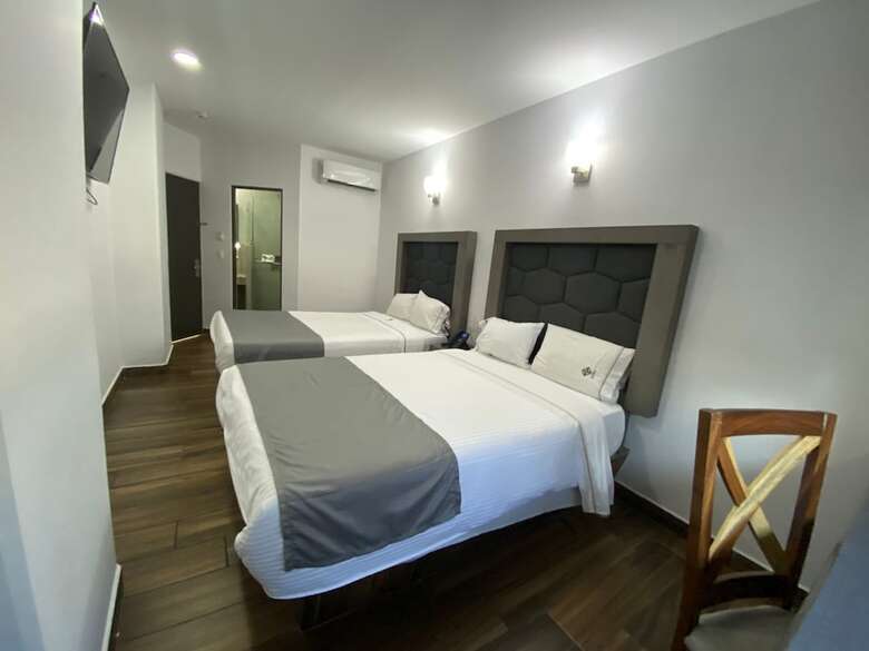 Hotel Bugari Aeropuerto Guadalajara