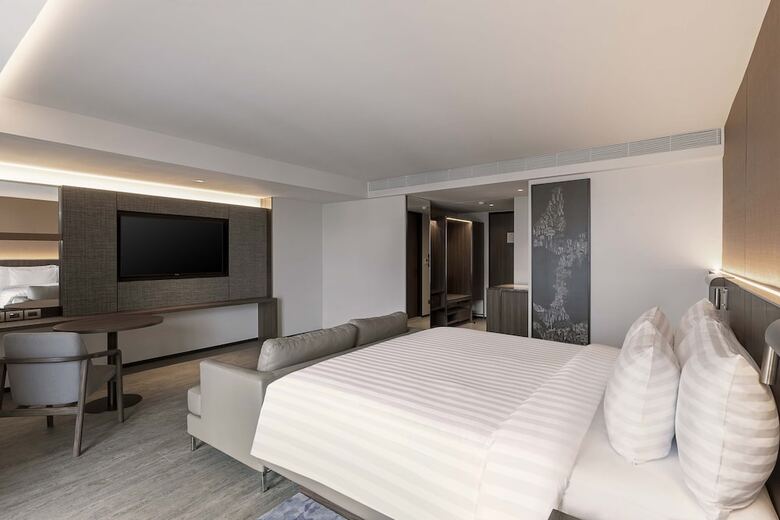 Gardina Asoke Hotel & Residence