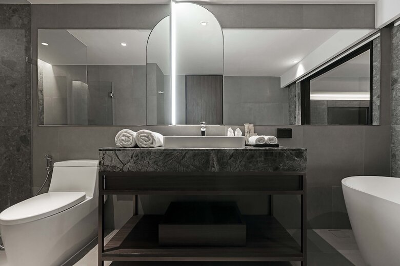 Gardina Asoke Hotel & Residence