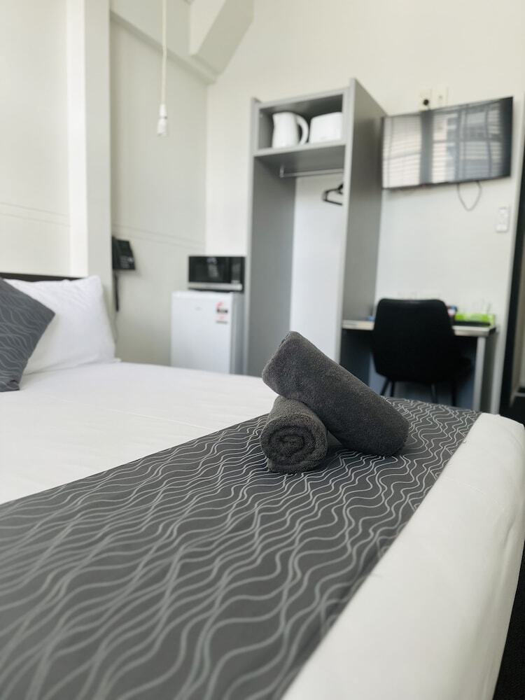 Gamma Hotel