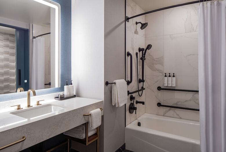 Hotel Tempo By Hilton Nashville Downtown